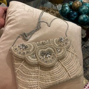 very beautiful and elegant for a special night or a wedding